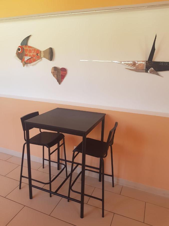 Eliopoli Beach Hostel & Restaurant 蒂勒尼亚 外观 照片